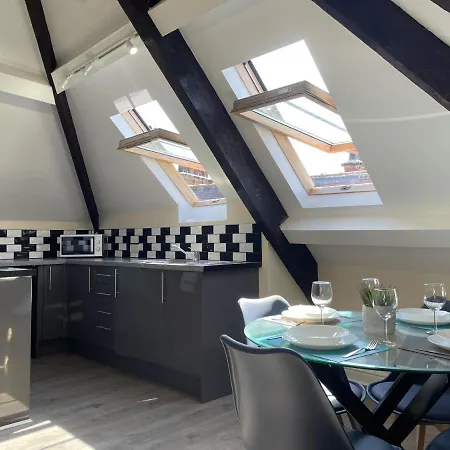 Bridge Luxury Apartman Whitby