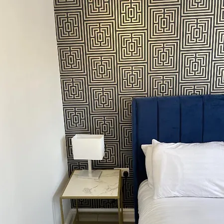 Bridge Luxury * Whitby