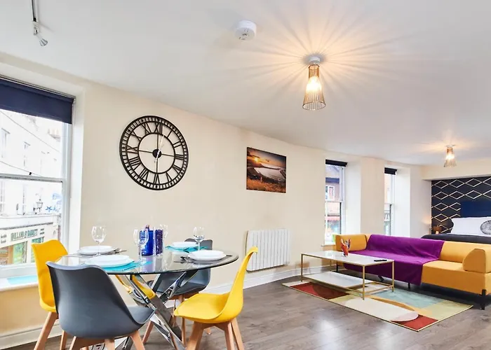 Bridge Luxury Apartment