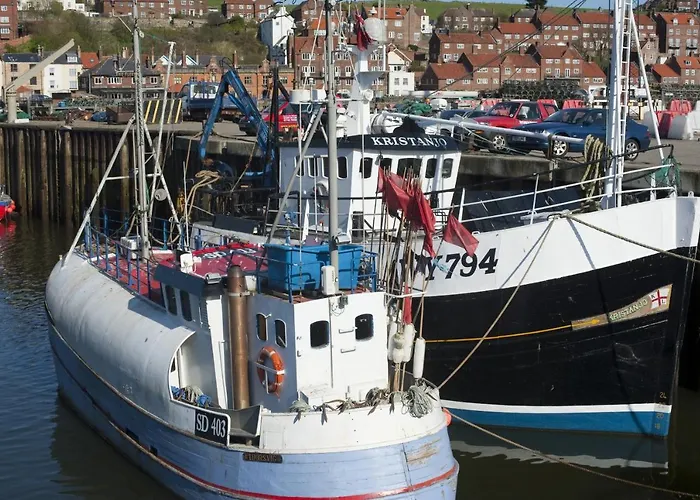 Bridge Luxury * Whitby