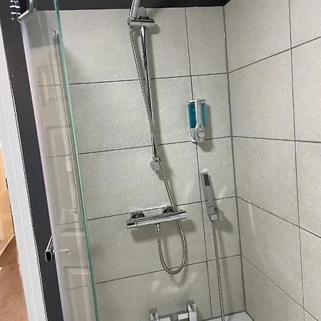 Bridge Luxury Γουίτμπι